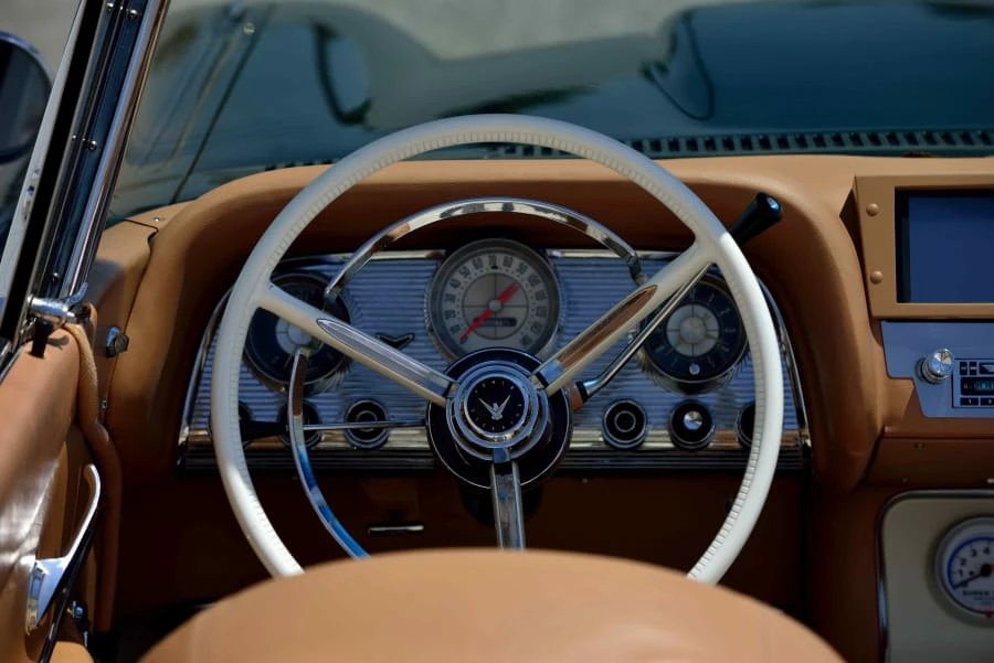 1958 Ford Thunderbird 2nd Gen - Image 9 of 12