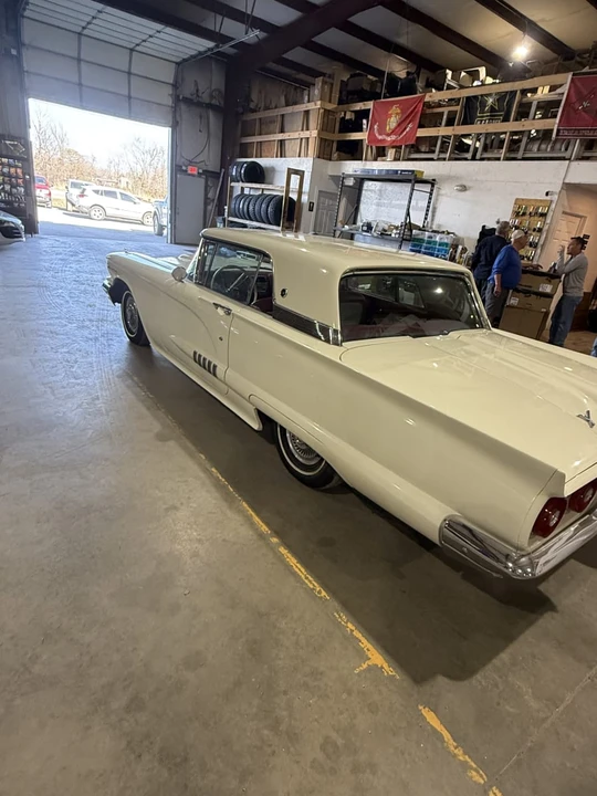 1958 Ford Thunderbird 2nd Gen - Image 4 of 10