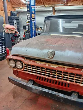 1958 Ford F-100 Short Bed