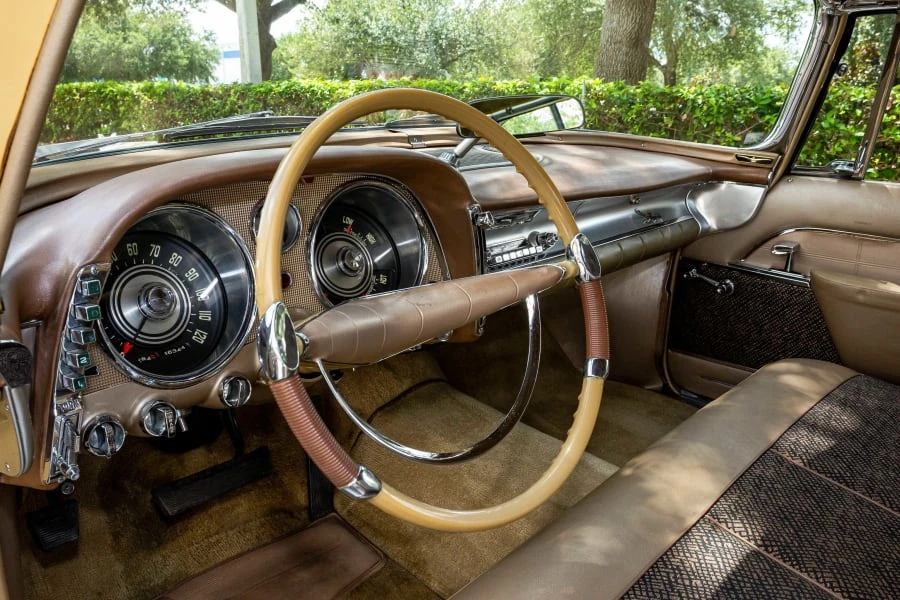 1958 Imperial - Image 3 of 12