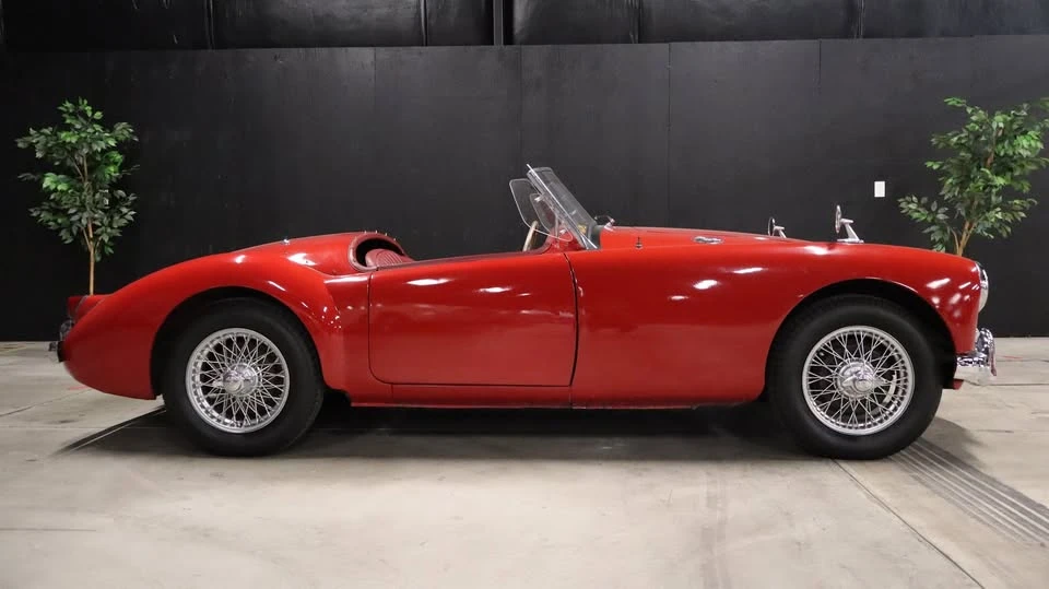 1958 Jaguar - Image 3 of 20