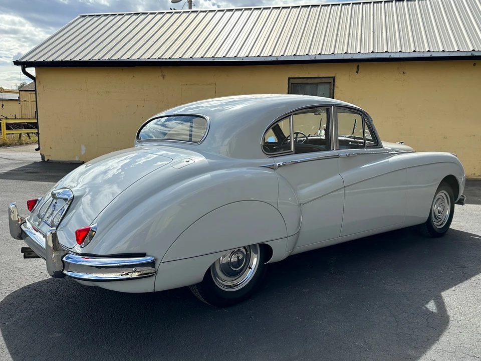 1958 Jaguar Mark VII & VIII & IX - Image 12 of 31