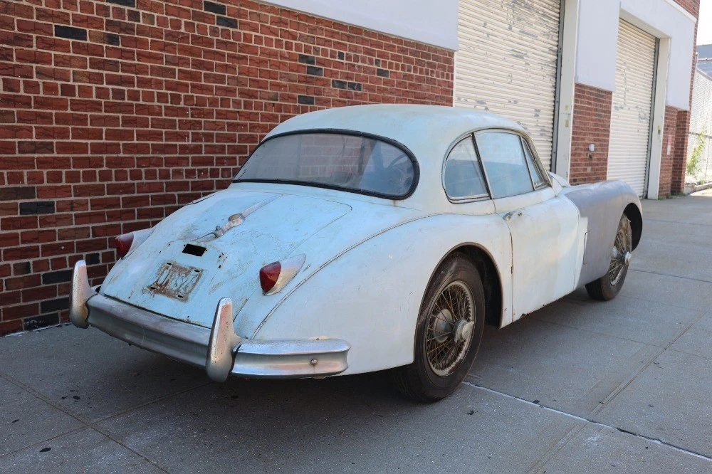 1958 Jaguar XK150 - Image 5 of 8