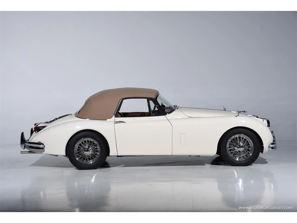 1958 Jaguar XK150 - Image 9 of 31