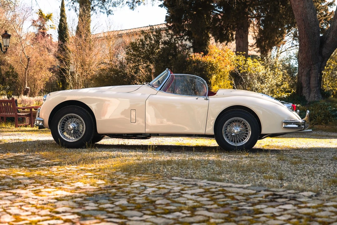 1958 Jaguar XK150 - Image 4 of 30