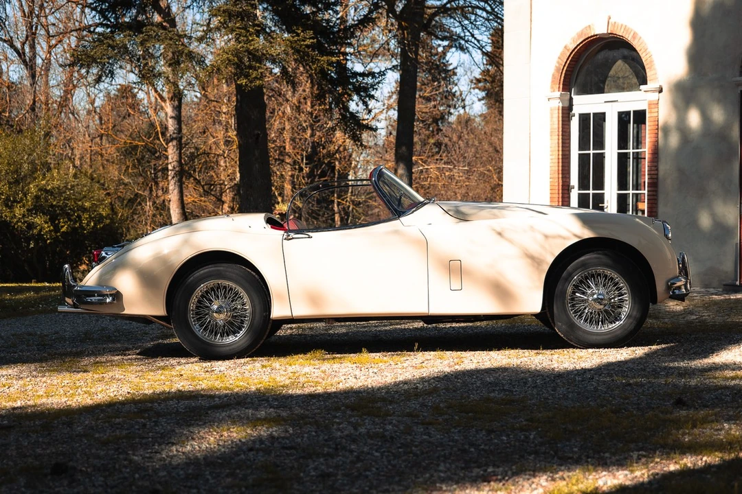 1958 Jaguar XK150 - Image 8 of 30