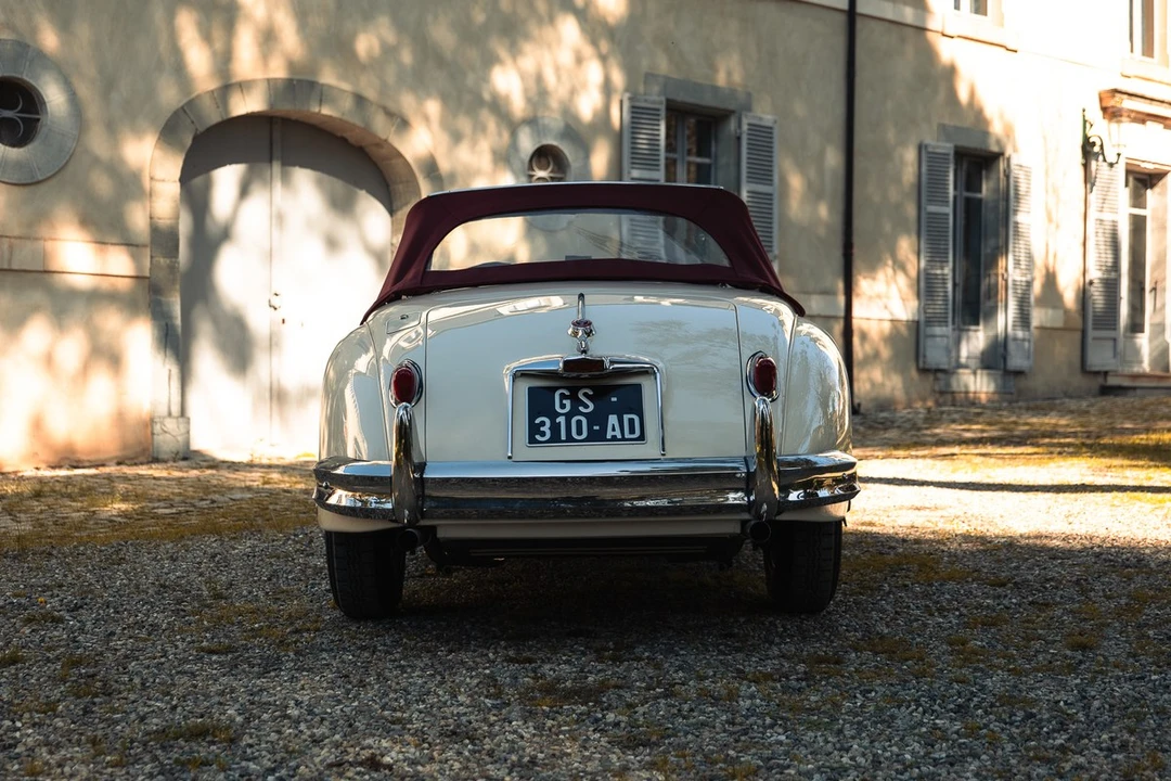 1958 Jaguar XK150 - Image 17 of 30
