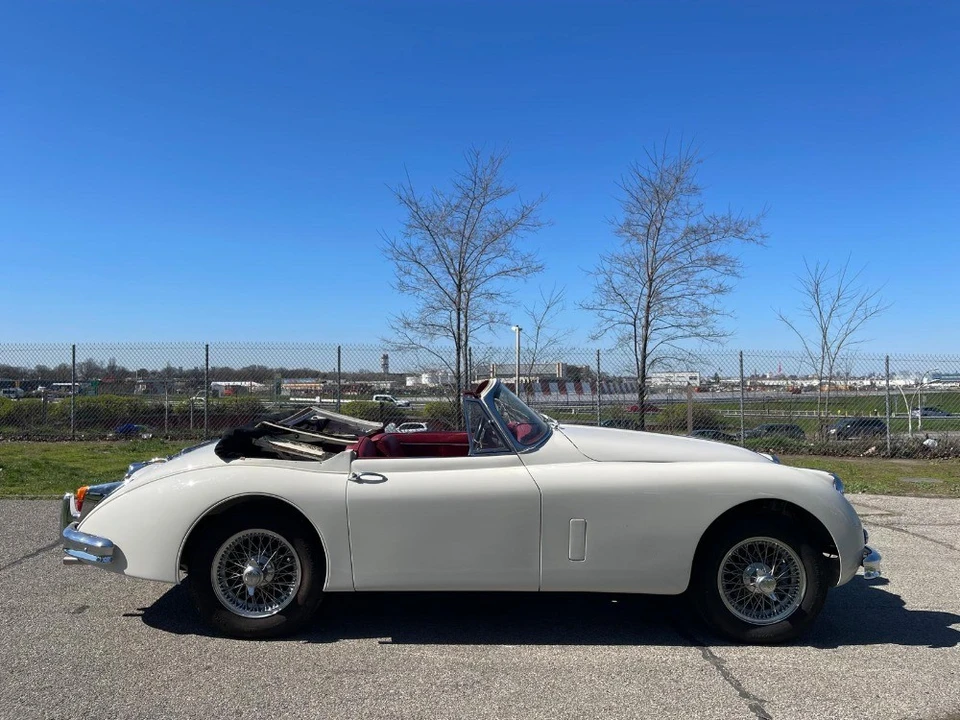 1958 Jaguar XK - Image 2 of 6