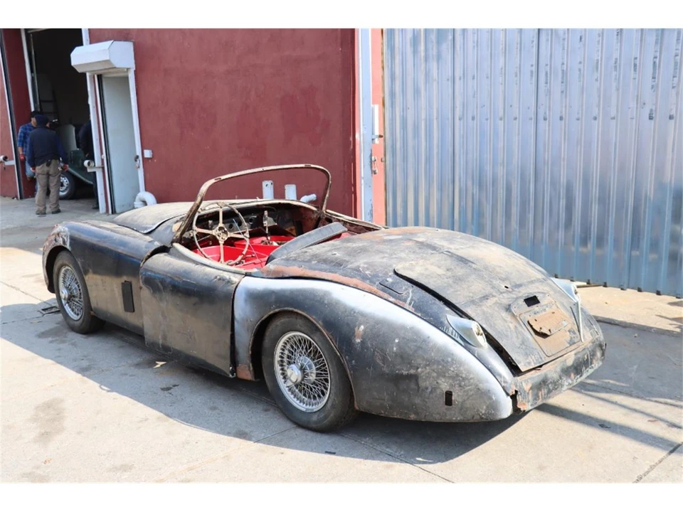 1958 Jaguar XK150 - Image 3 of 5