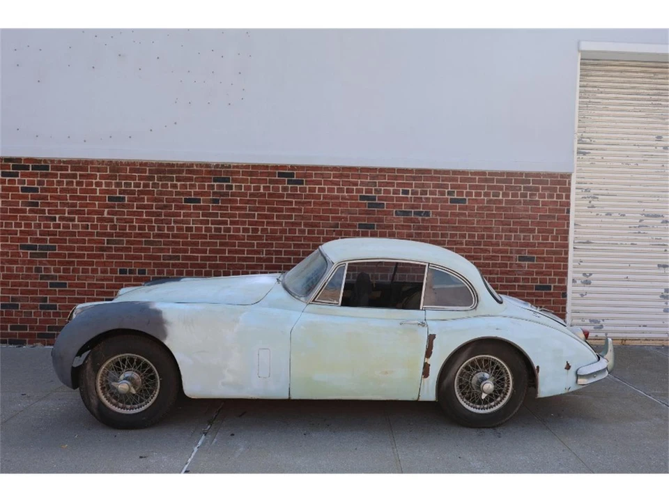 1958 Jaguar XK150 - Image 4 of 8