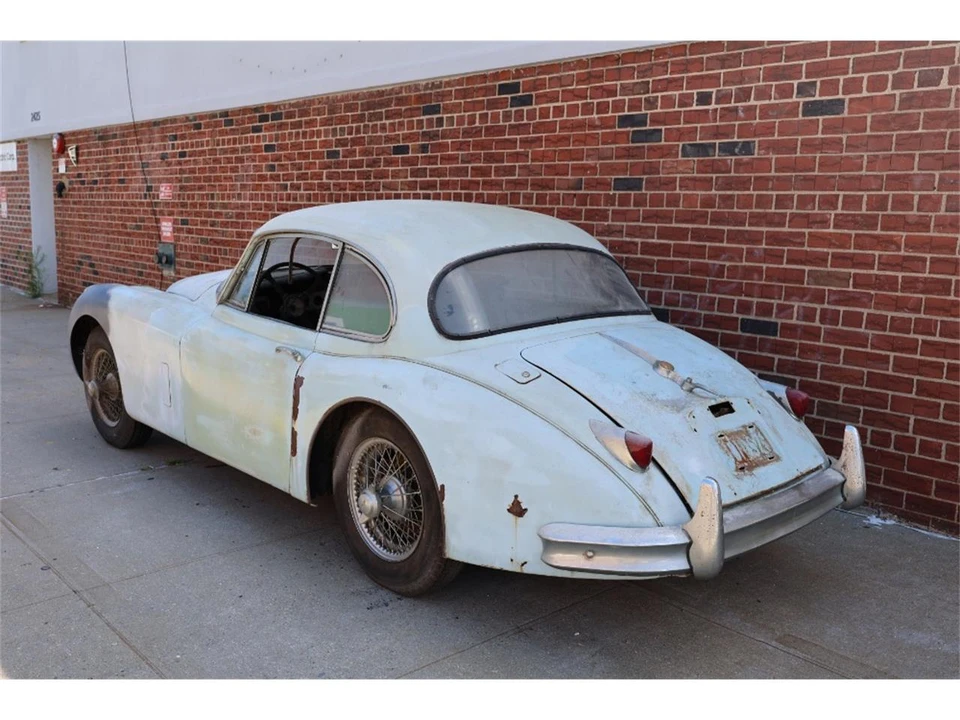 1958 Jaguar XK150 - Image 6 of 8