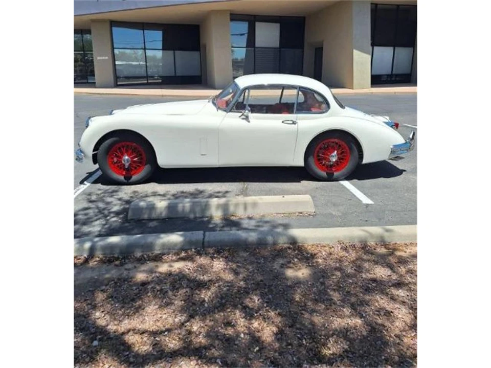 1958 Jaguar XK150 - Image 3 of 19