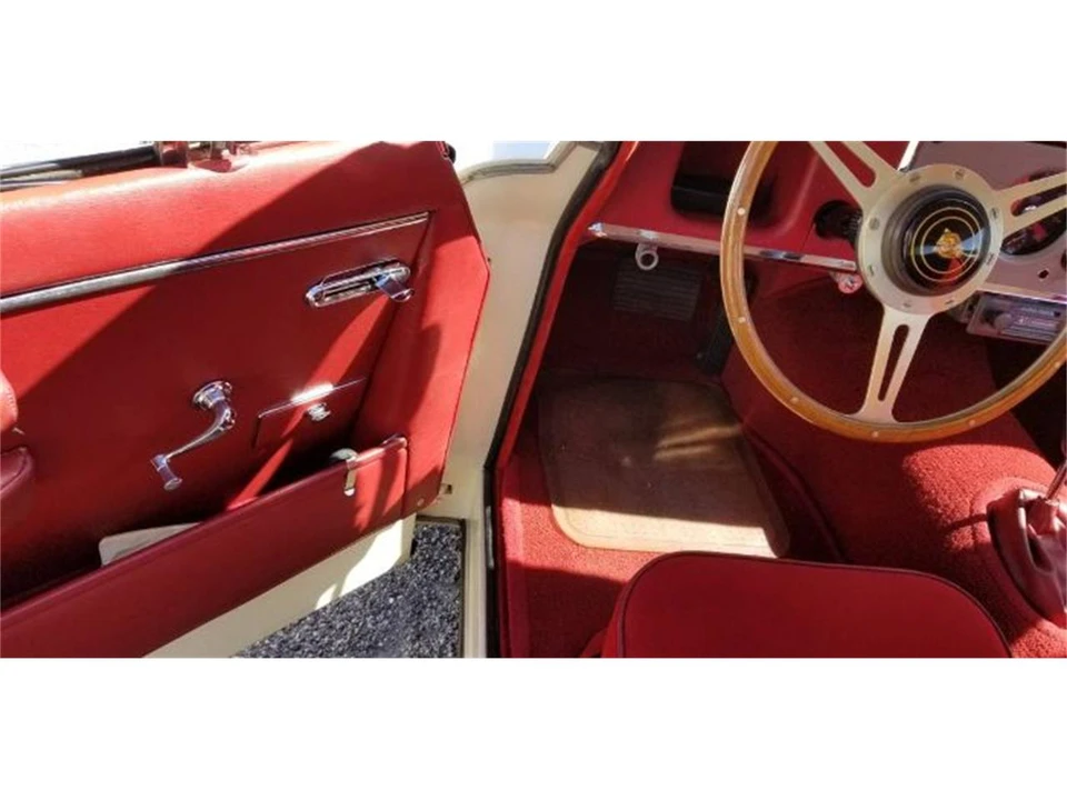1958 Jaguar XK150 - Image 14 of 19