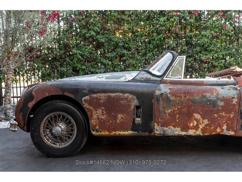 1958 Jaguar XK150 - Image 11 of 31