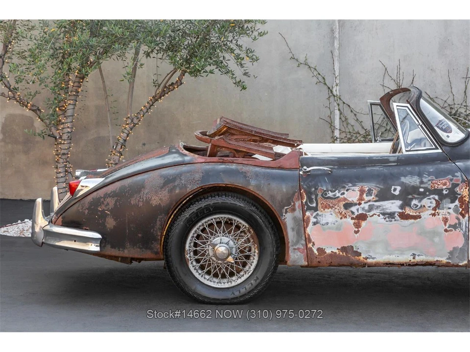 1958 Jaguar XK150 - Image 10 of 31