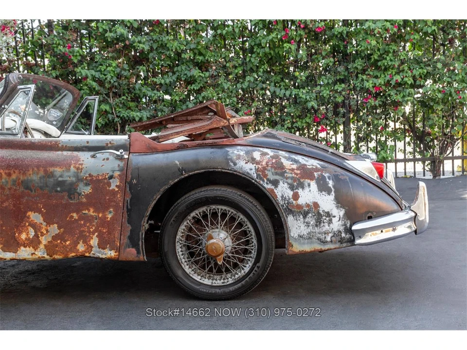 1958 Jaguar XK150 - Image 12 of 31