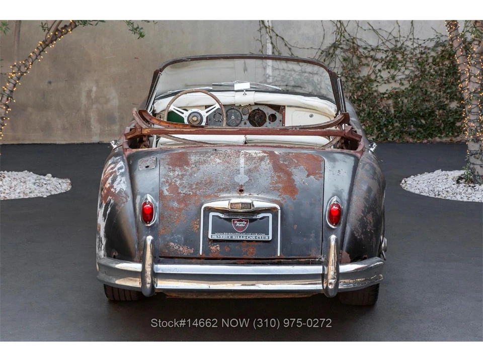 1958 Jaguar XK150 - Image 5 of 31