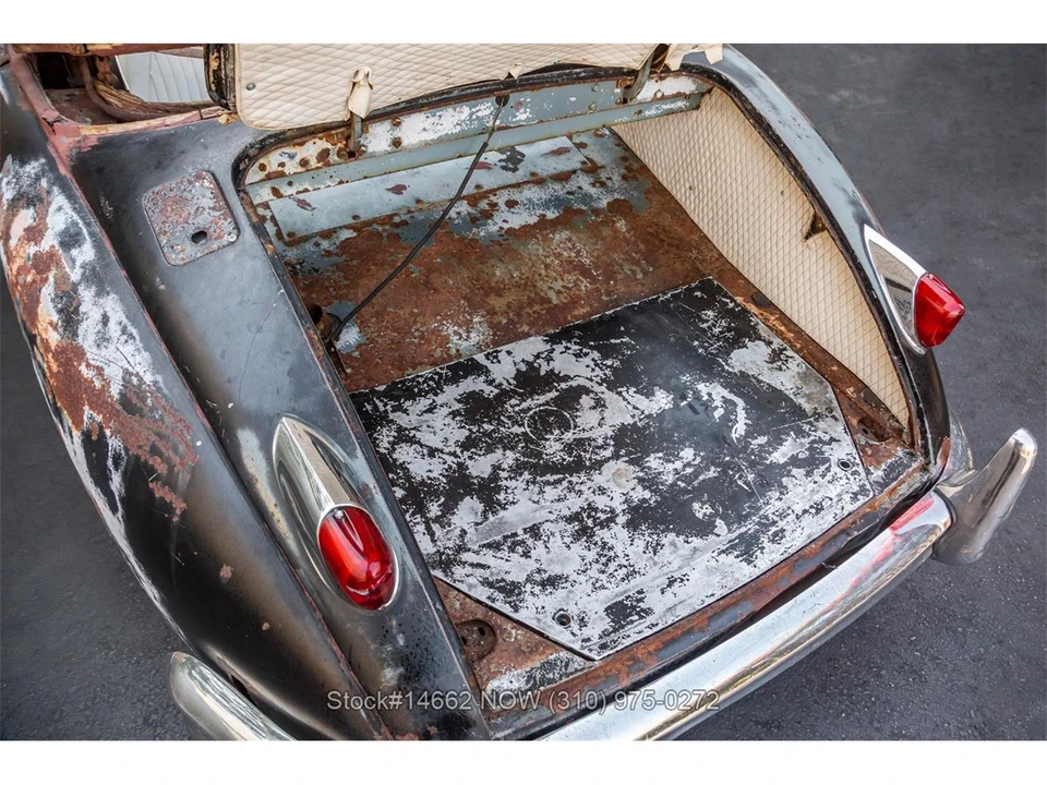1958 Jaguar XK150 - Image 23 of 31