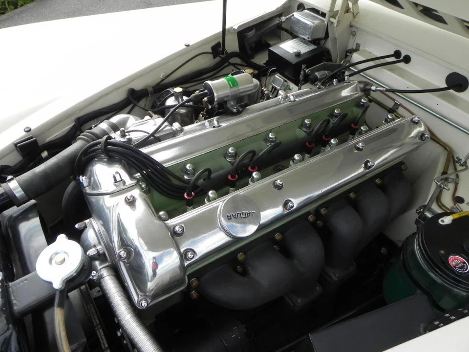 1958 Jaguar XK150 DHC Drophead - Image 4 of 15