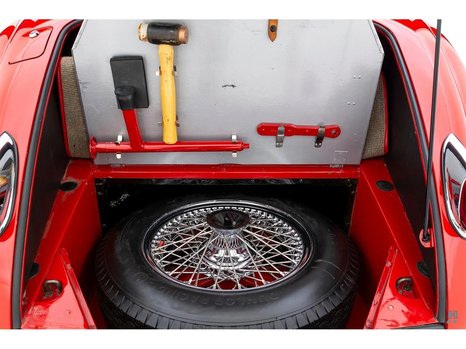 1958 Jaguar XK150 - Image 23 of 31