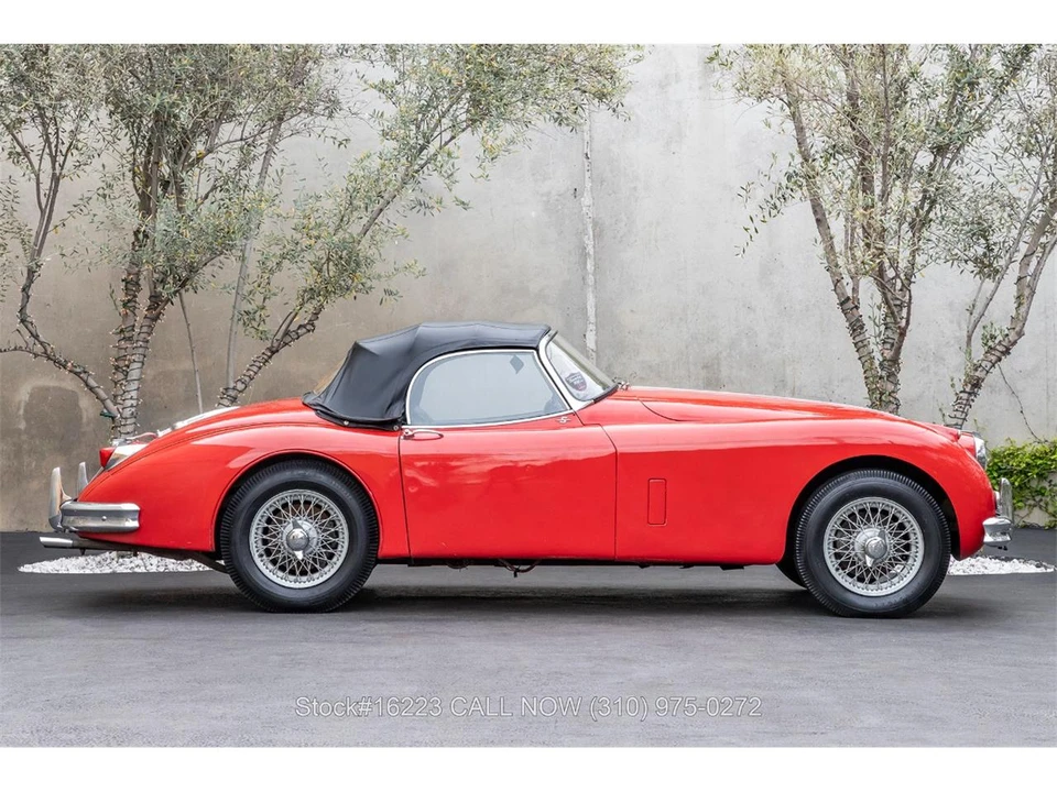 1958 Jaguar XK150 - Image 11 of 31