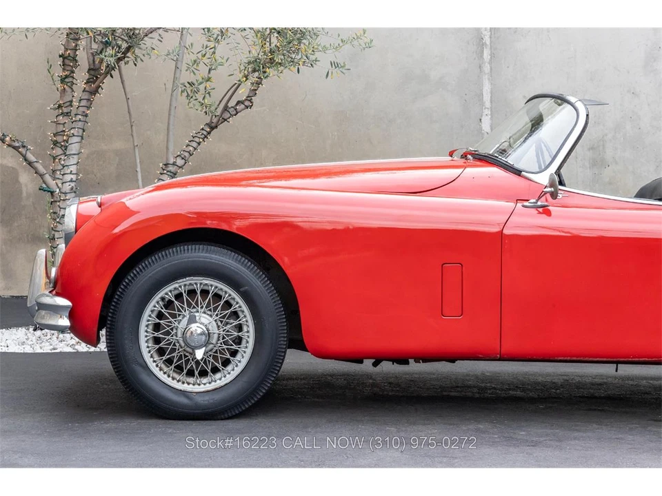 1958 Jaguar XK150 - Image 17 of 31