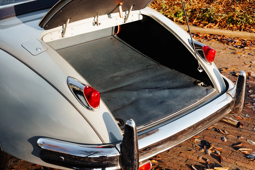 1958 Jaguar XK150 S - Image 3 of 31