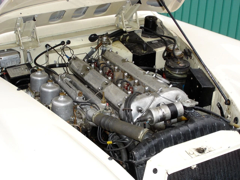 1958 Jaguar XK150 S - Image 3 of 3