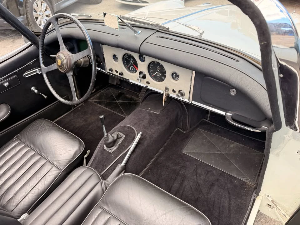 1958 Jaguar XK150 S - Image 16 of 20