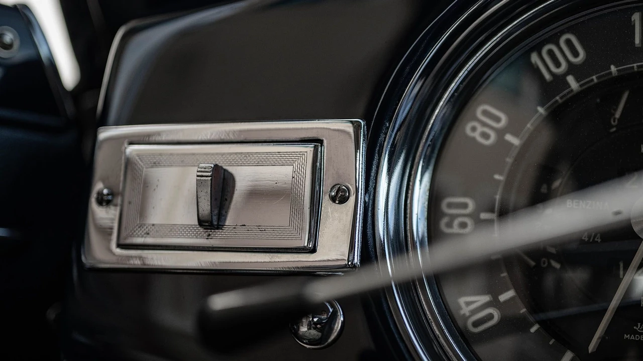 1958 Lancia Aurelia - Image 14 of 31