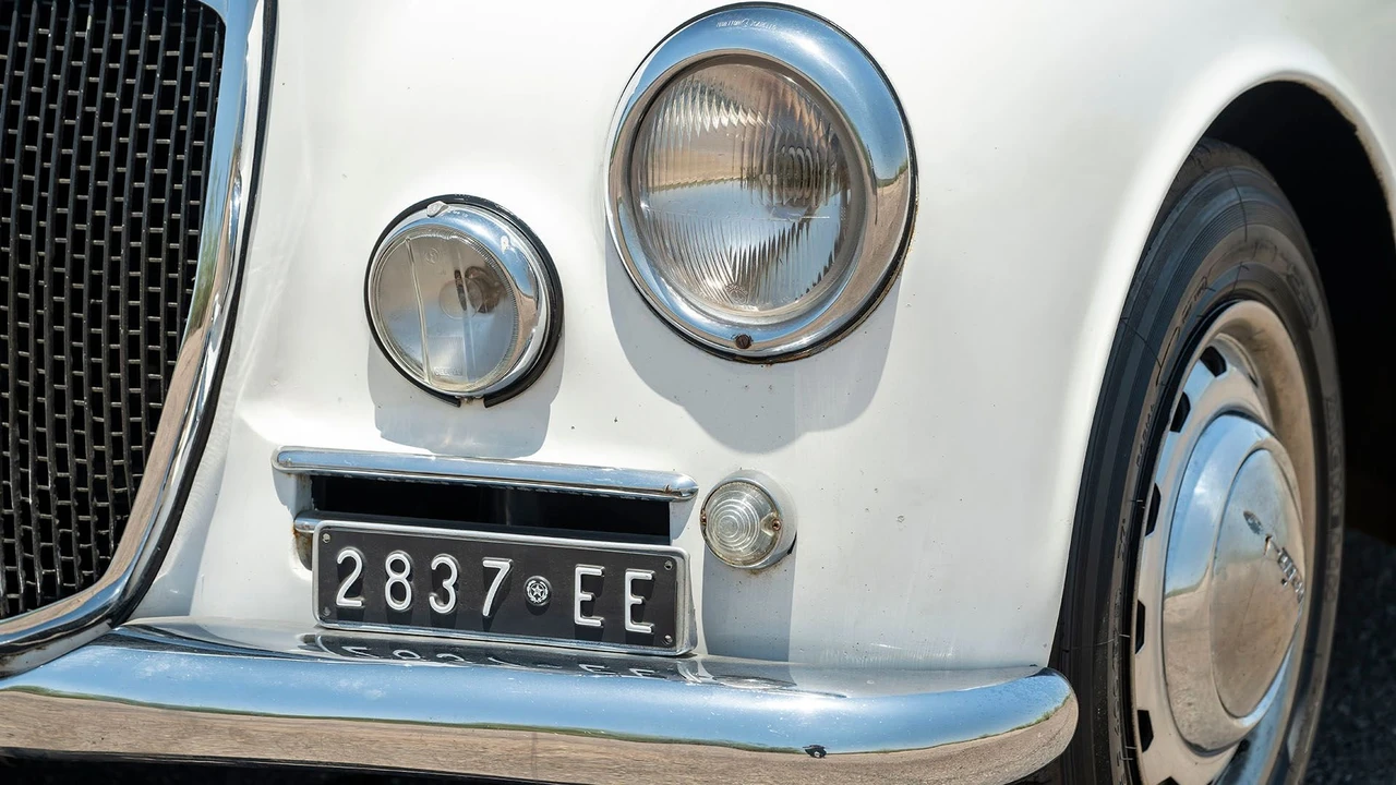 1958 Lancia Aurelia - Image 21 of 31