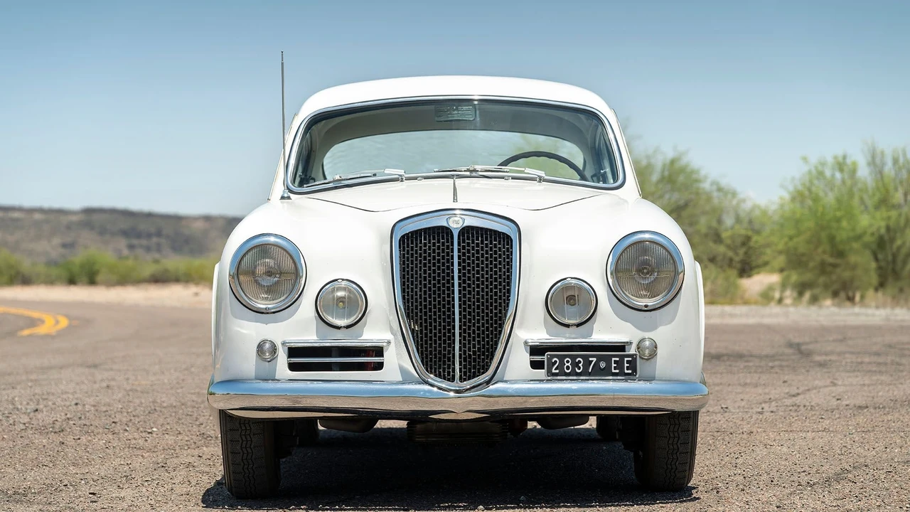 1958 Lancia Aurelia - Image 6 of 31