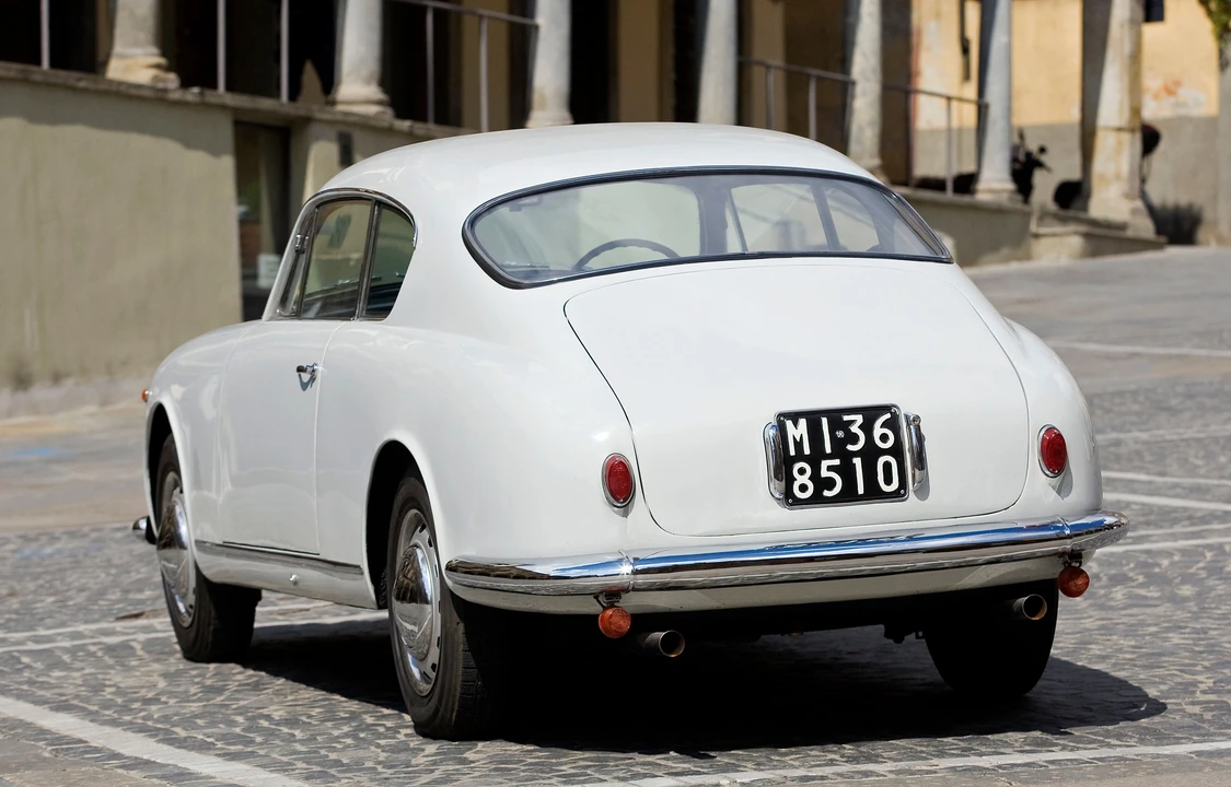 1958 Lancia Aurelia - Image 2 of 7