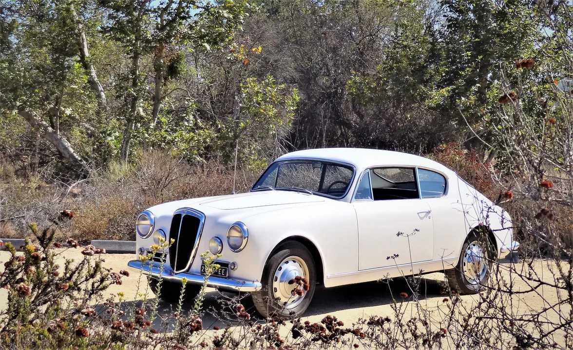 1958 Lancia Aurelia - Image 2 of 9