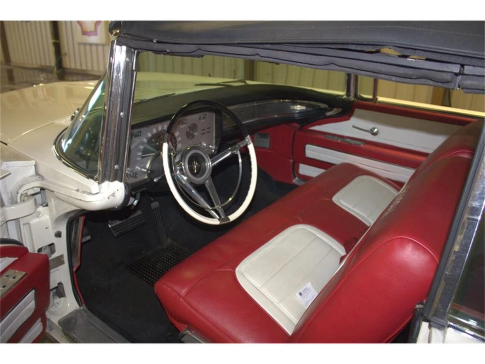 1958 Lincoln Continental 3rd Gen - Image 9 of 17