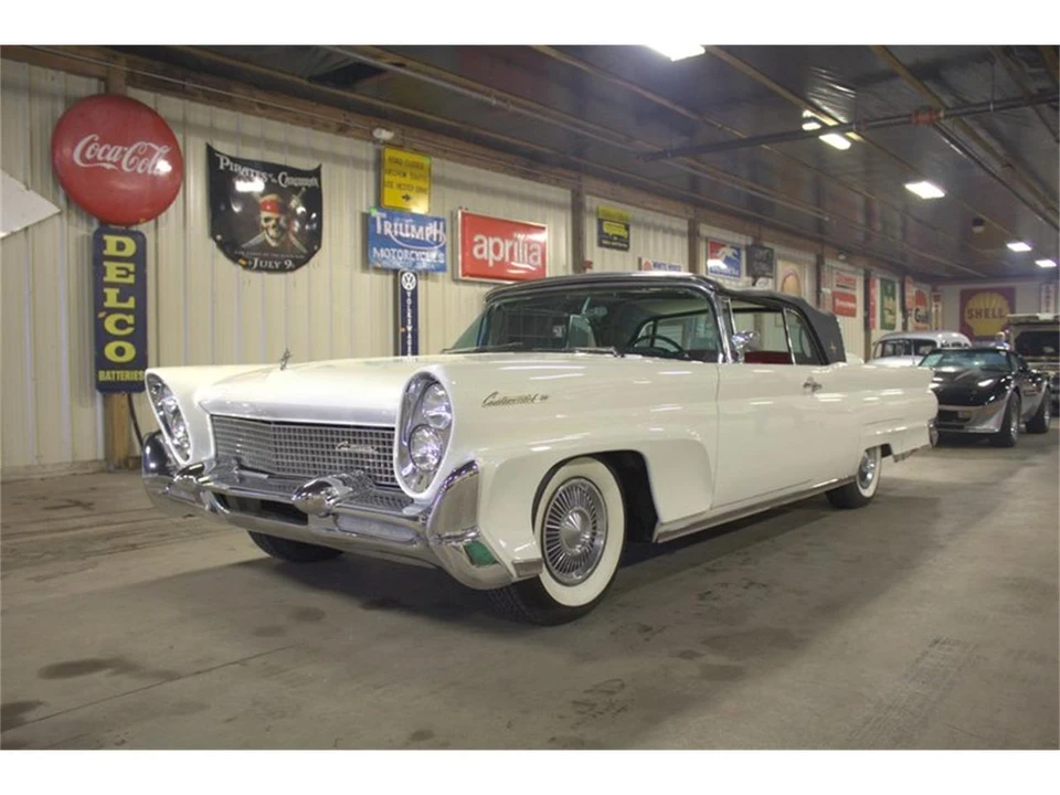 1958 Lincoln Continental 3rd Gen - Image 2 of 17