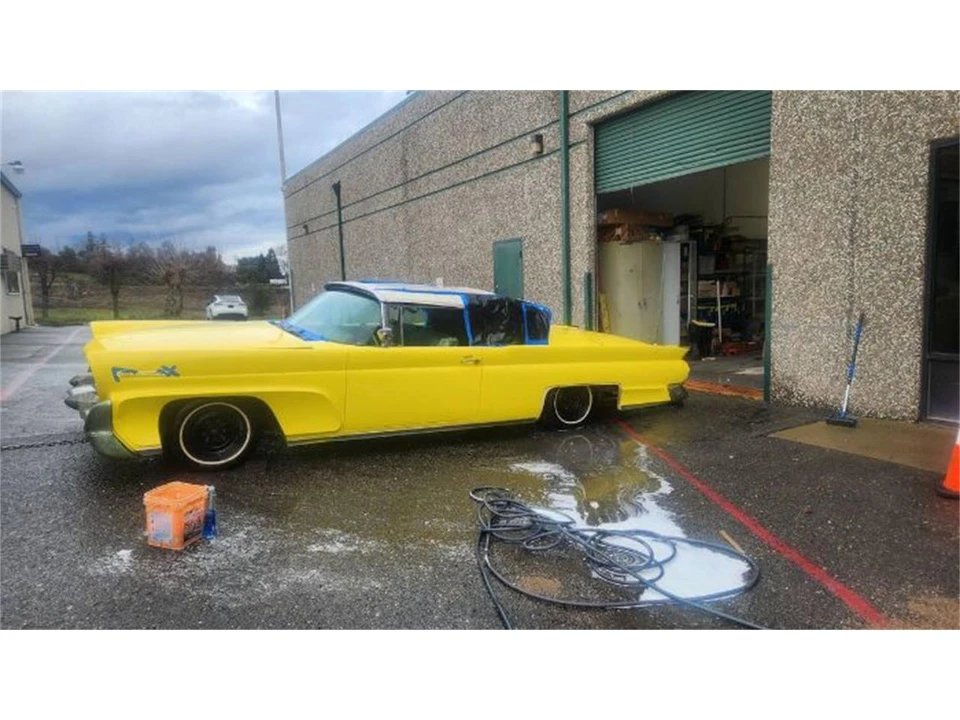 1958 Lincoln Continental 3rd Gen - Image 3 of 15