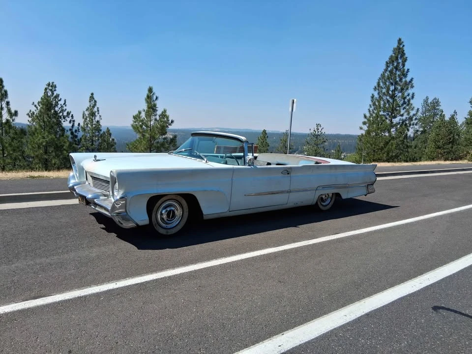 1958 Lincoln Continental 3rd Gen - Image 3 of 17
