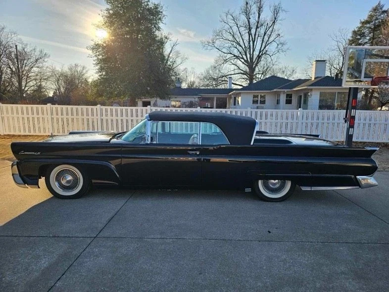 1958 Lincoln Continental 3rd Gen - Image 3 of 11