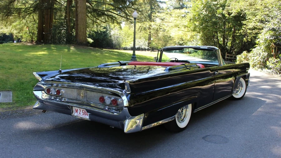1958 Lincoln Continental 3rd Gen - Image 3 of 7