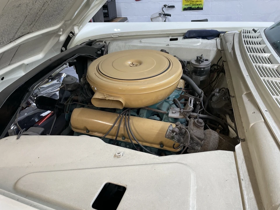 1958 Lincoln Continental 3rd Gen - Image 6 of 8