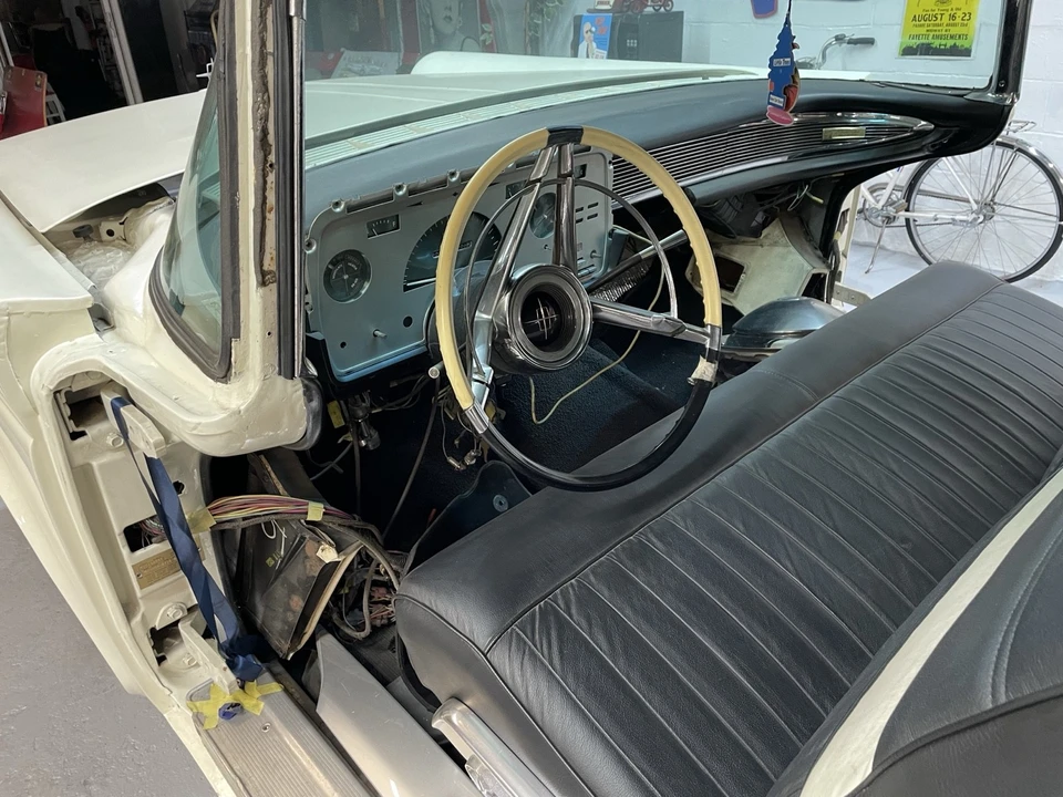 1958 Lincoln Continental 3rd Gen - Image 4 of 8