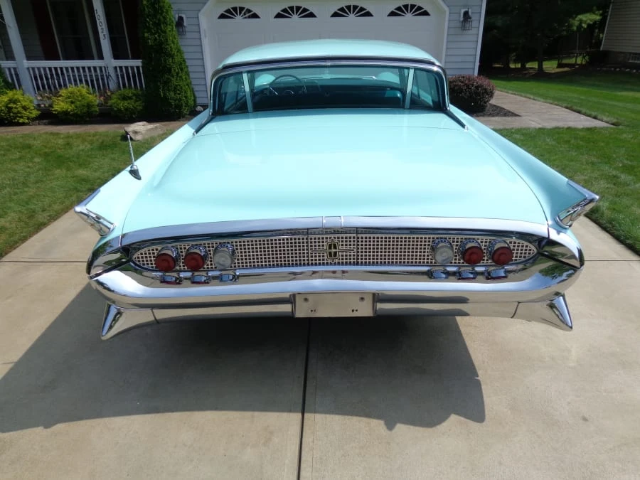 1958 Lincoln Continental 3rd Gen - Image 2 of 8