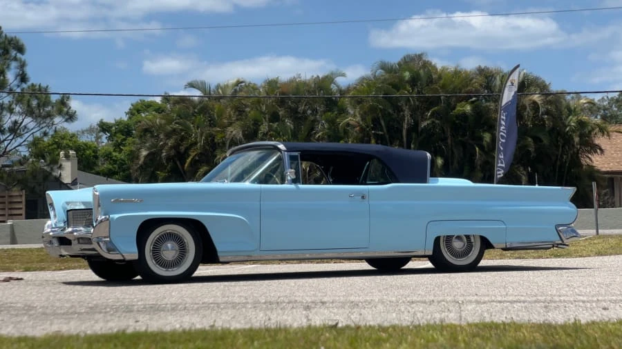 1958 Lincoln Continental 3rd Gen - Image 8 of 24