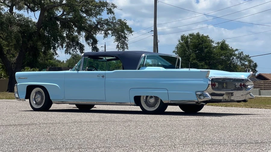 1958 Lincoln Continental 3rd Gen - Image 10 of 24