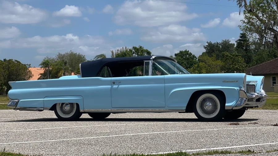 1958 Lincoln Continental 3rd Gen - Image 7 of 24
