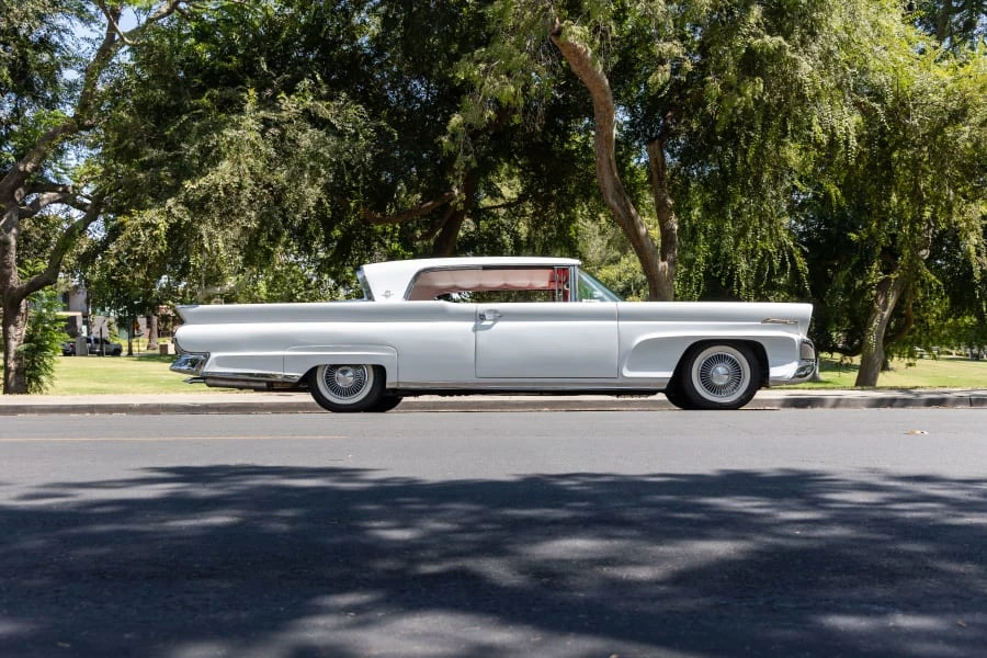 1958 Lincoln Continental 3rd Gen - Image 22 of 31