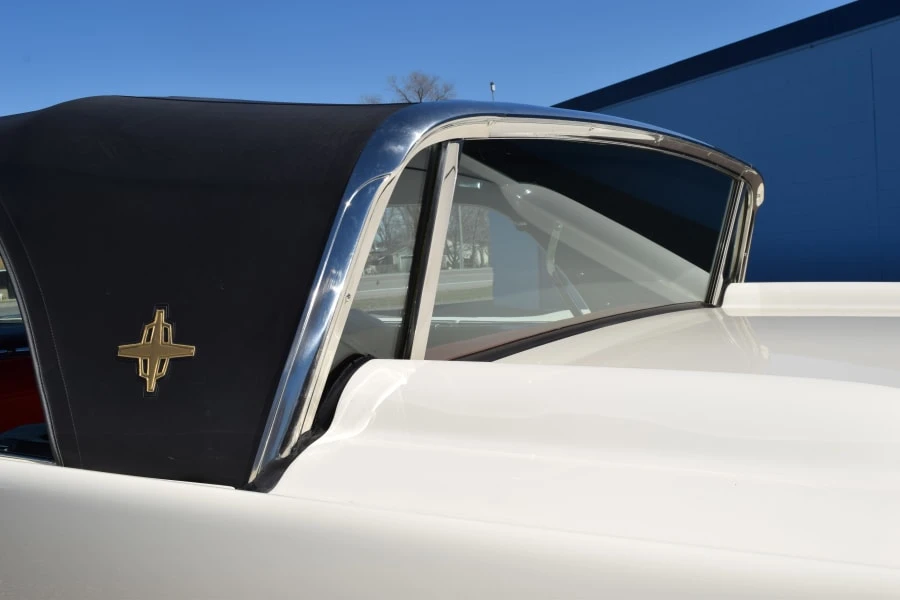 1958 Lincoln Continental Mark Series - Image 10 of 12