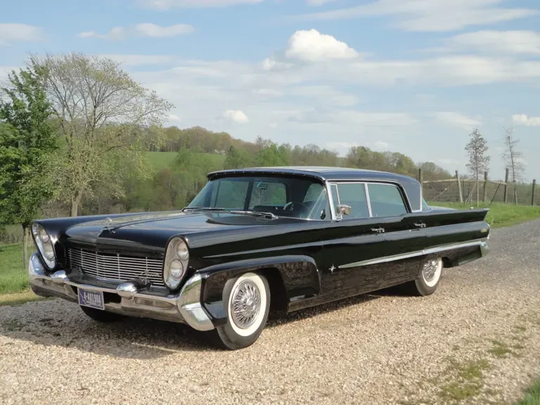 1958 Lincoln Premiere - Image 2 of 2