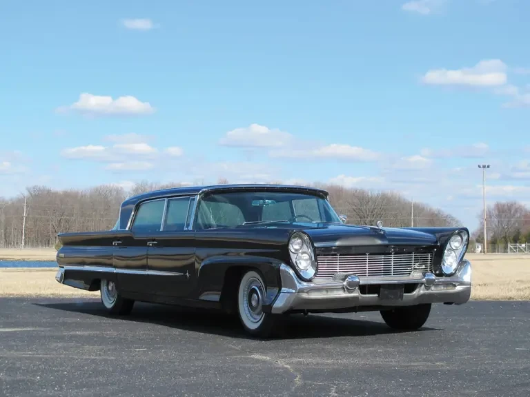 1958 Lincoln Premiere - Image 2 of 2